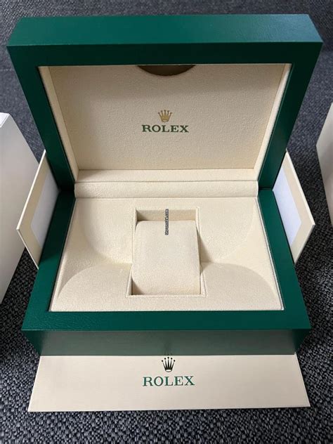 67.00.3 rolex box|Rolex .